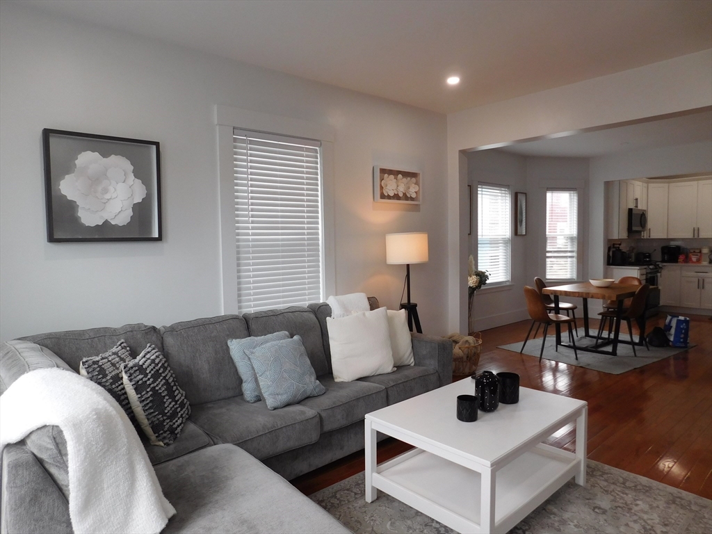 3 bed, 2 bath apartment for rent at 783 Washington St Unit 2, Dorchester — photo 5 of 30