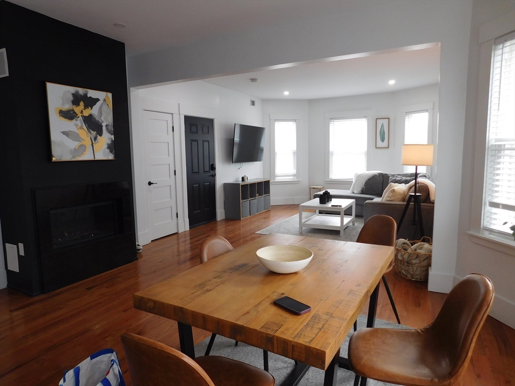 3 bed, 2 bath apartment for rent at 783 Washington St Unit 2, Dorchester — photo 11 of 30