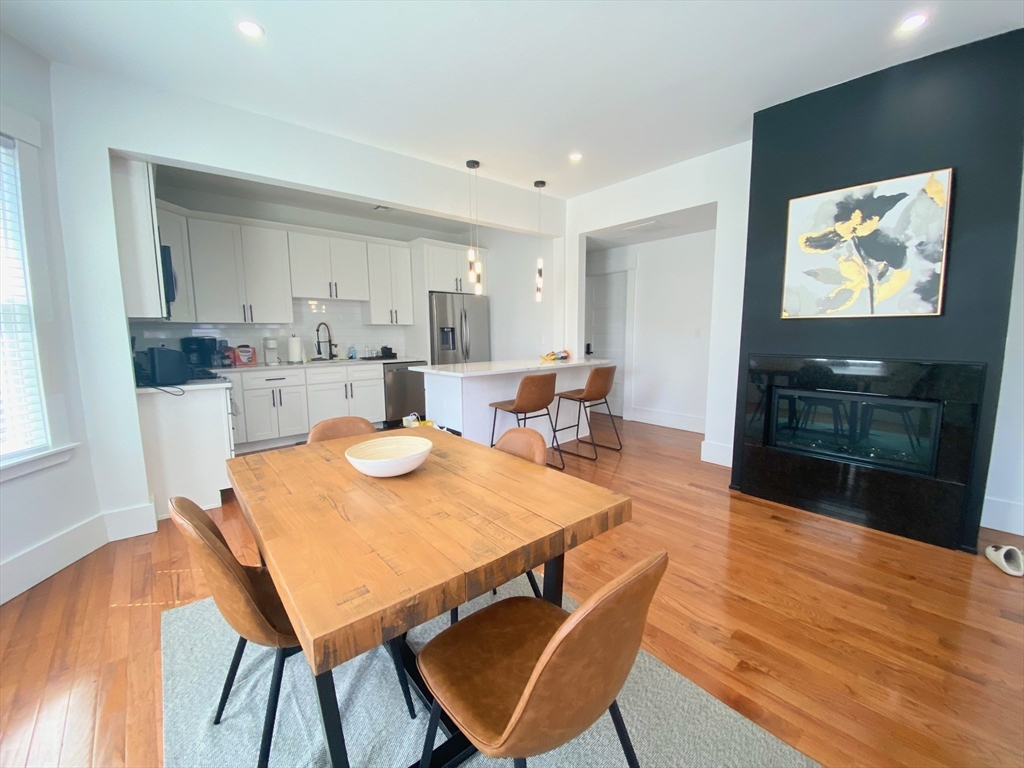 3 bed, 2 bath apartment for rent at 783 Washington St Unit 2, Dorchester — photo 9 of 30