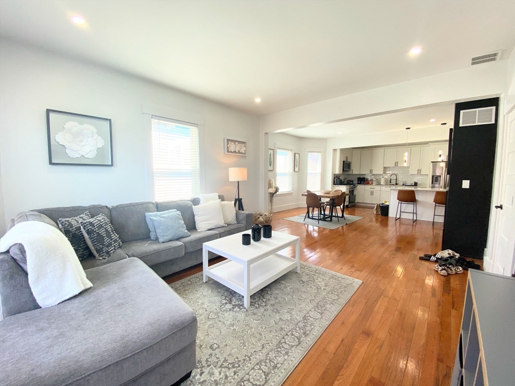 3 bed, 2 bath apartment for rent at 783 Washington St Unit 2, Dorchester — photo 2 of 30