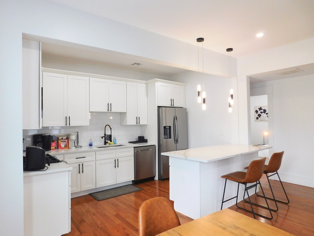 3 bed, 2 bath apartment for rent at 783 Washington St Unit 2, Dorchester — photo 13 of 30