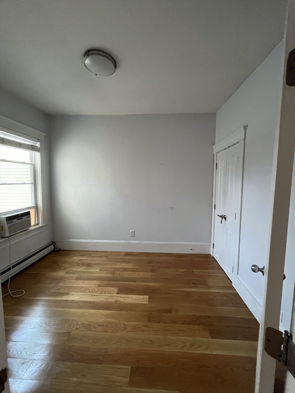 3 bed, 1 bath apartment for rent at 784 East 3rd St Unit 2, South Boston — photo 4 of 9