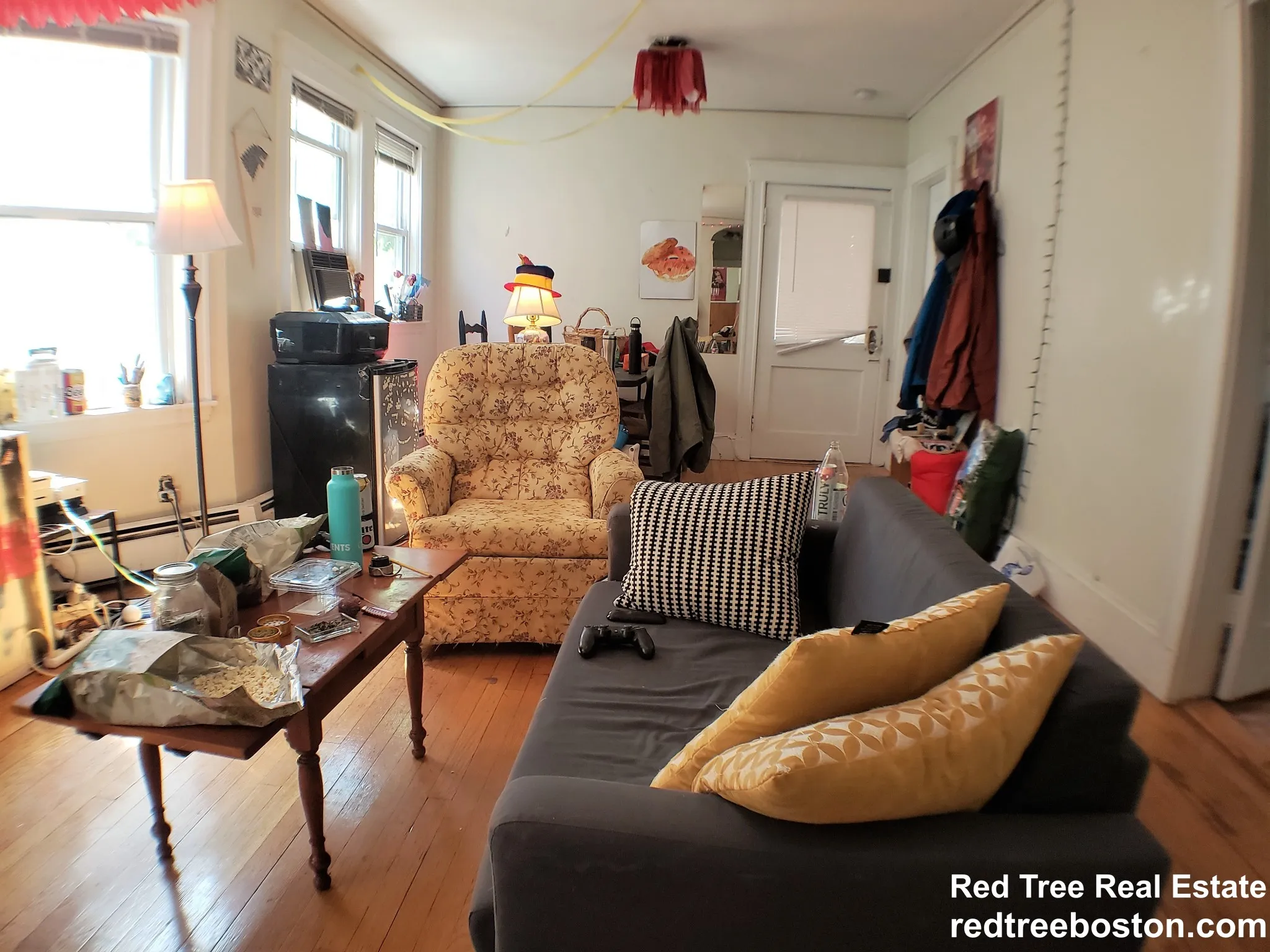 5 bed, 1 bath apartment for rent at 785 Washington St Unit 2, Brookline — photo 8 of 29