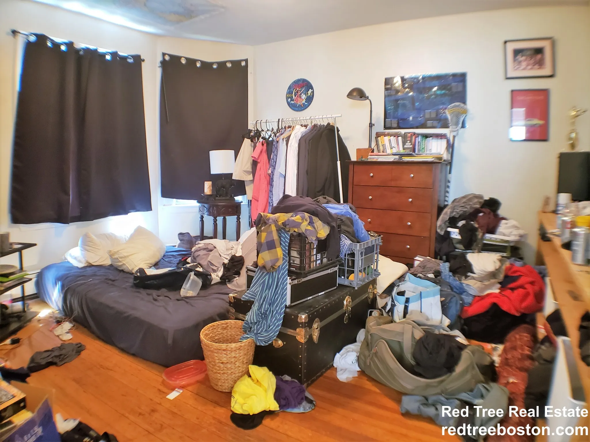 5 bed, 1 bath apartment for rent at 785 Washington St Unit 2, Brookline — photo 4 of 29