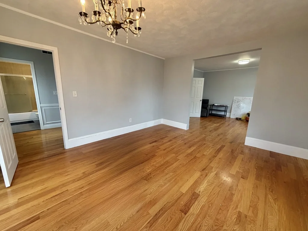 5 bed, 2 bath apartment for rent at 786 Moody St Unit 1, Waltham — photo 10 of 35