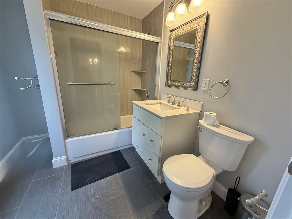 5 bed, 2 bath apartment for rent at 786 Moody St Unit 1, Waltham — photo 14 of 35