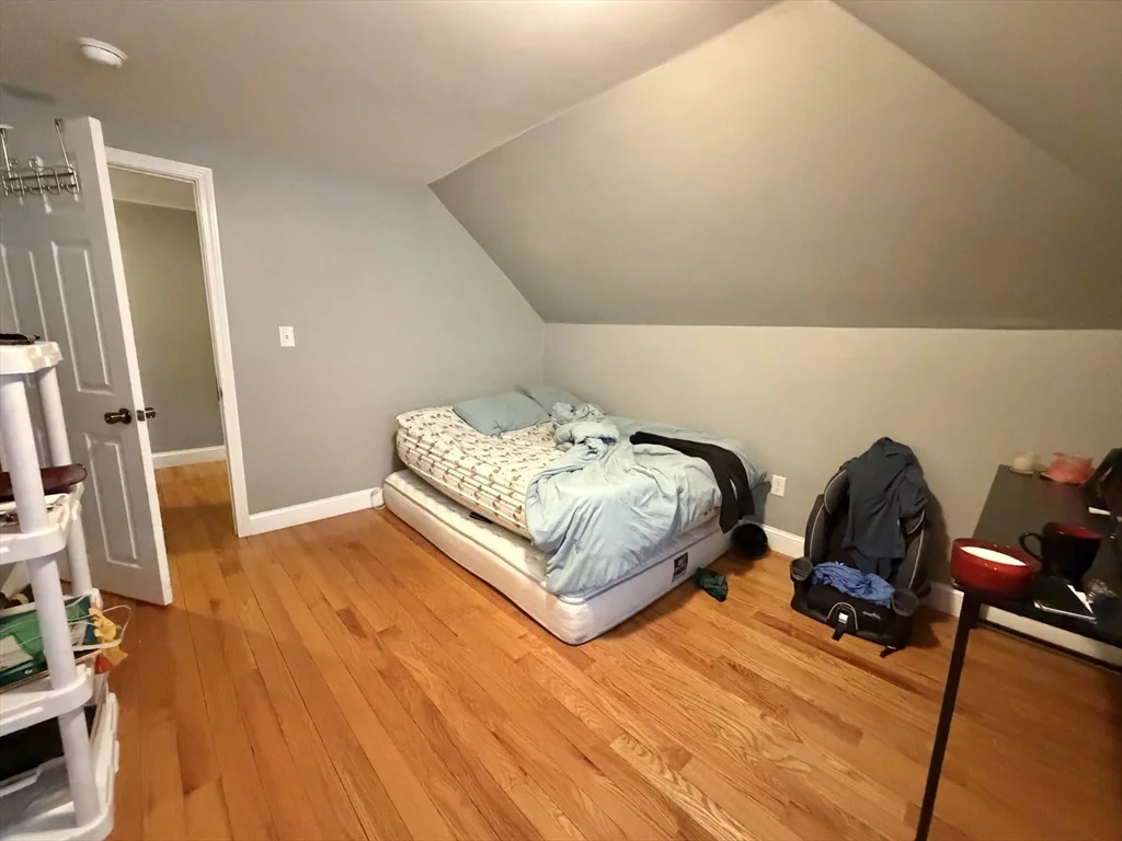 5 bed, 2 bath apartment for rent at 786 Moody St Unit 1, Waltham — photo 25 of 35