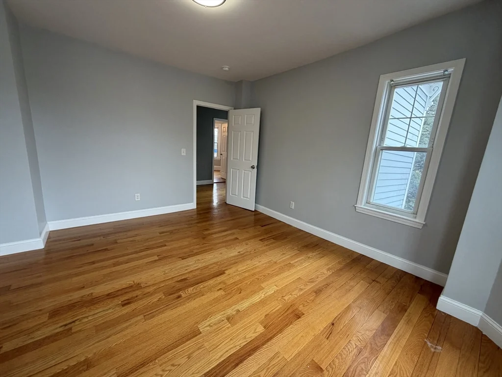 5 bed, 2 bath apartment for rent at 786 Moody St Unit 1, Waltham — photo 12 of 35