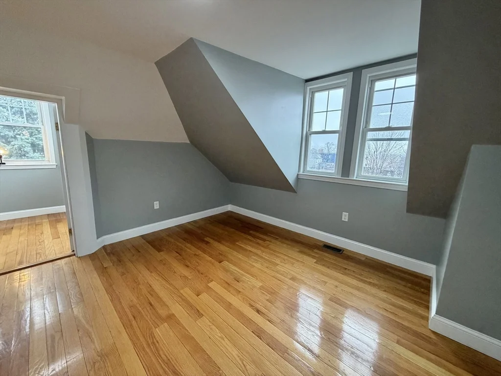 5 bed, 2 bath apartment for rent at 786 Moody St Unit 1, Waltham — photo 20 of 35