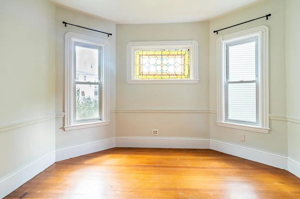 3 bed, 1 bath apartment for rent at 787 Columbia Rd Unit 1, Boston — photo 8 of 14