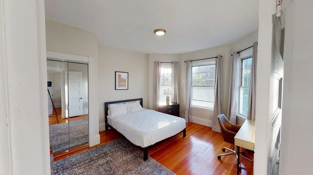 4 bed, 1 bath apartment for rent at 787 Columbia Rd Unit 3, Boston — photo 5 of 17
