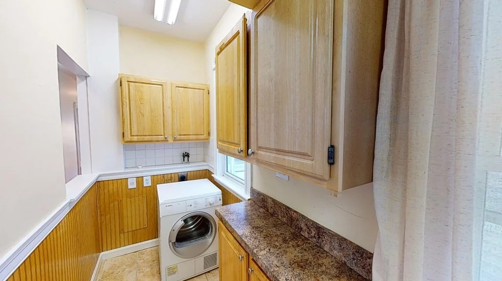 4 bed, 1 bath apartment for rent at 787 Columbia Rd Unit 3, Boston — photo 4 of 17