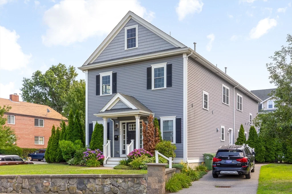 3 bed, 3 bath apartment for rent at 788 Belmont Unit 788, East Watertown — photo 20 of 20