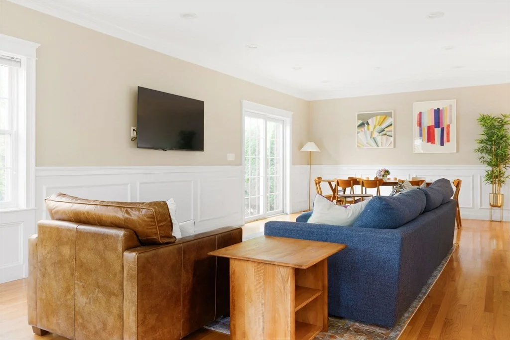 3 bed, 3 bath apartment for rent at 788 Belmont Unit 788, East Watertown — photo 6 of 20