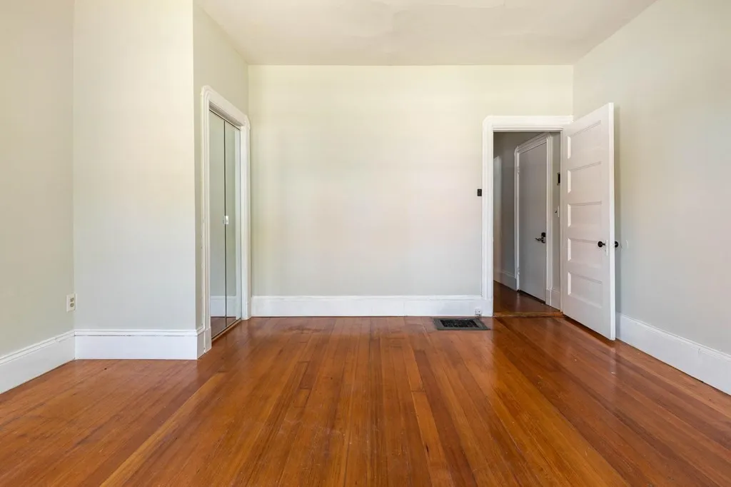 3 bed, 1 bath apartment for rent at 789 Columbia Rd Unit 1, Boston — photo 5 of 16