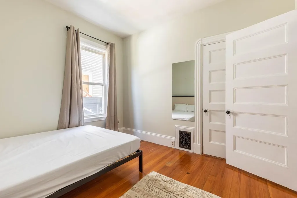 3 bed, 1 bath apartment for rent at 789 Columbia Rd Unit 1, Boston — photo 7 of 16