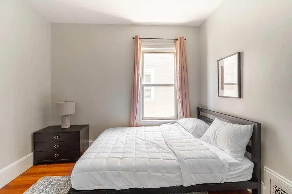 4 bed, 1 bath apartment for rent at 789 Columbia Rd Unit 2, Boston — photo 8 of 19