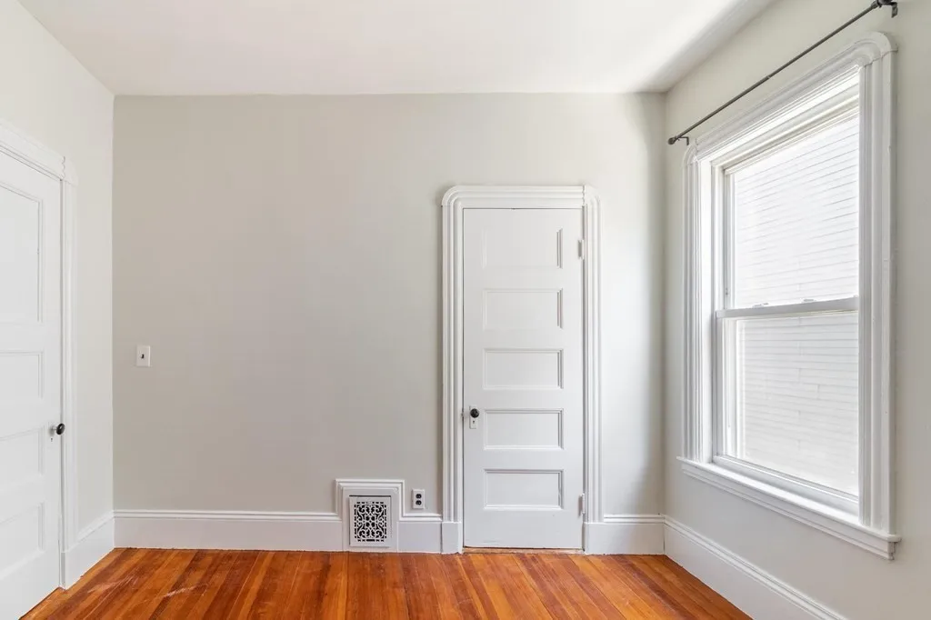 4 bed, 1 bath apartment for rent at 789 Columbia Rd Unit 2, Boston — photo 13 of 19