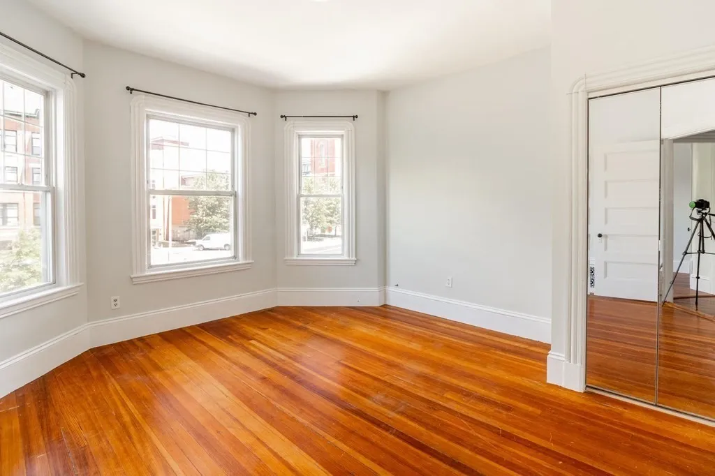 4 bed, 1 bath apartment for rent at 789 Columbia Rd Unit 2, Boston — photo 5 of 19