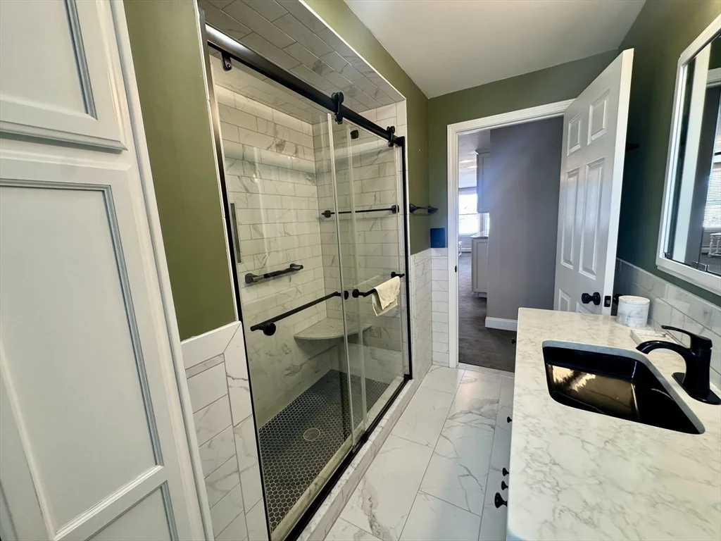 2 bed, 1 bath apartment for rent at 789 Mt Pleasant Unit 2, Northwest — photo 21 of 34