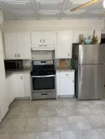 2 bed, 1 bath apartment for rent at 789 Saratoga St Unit 1, East Boston