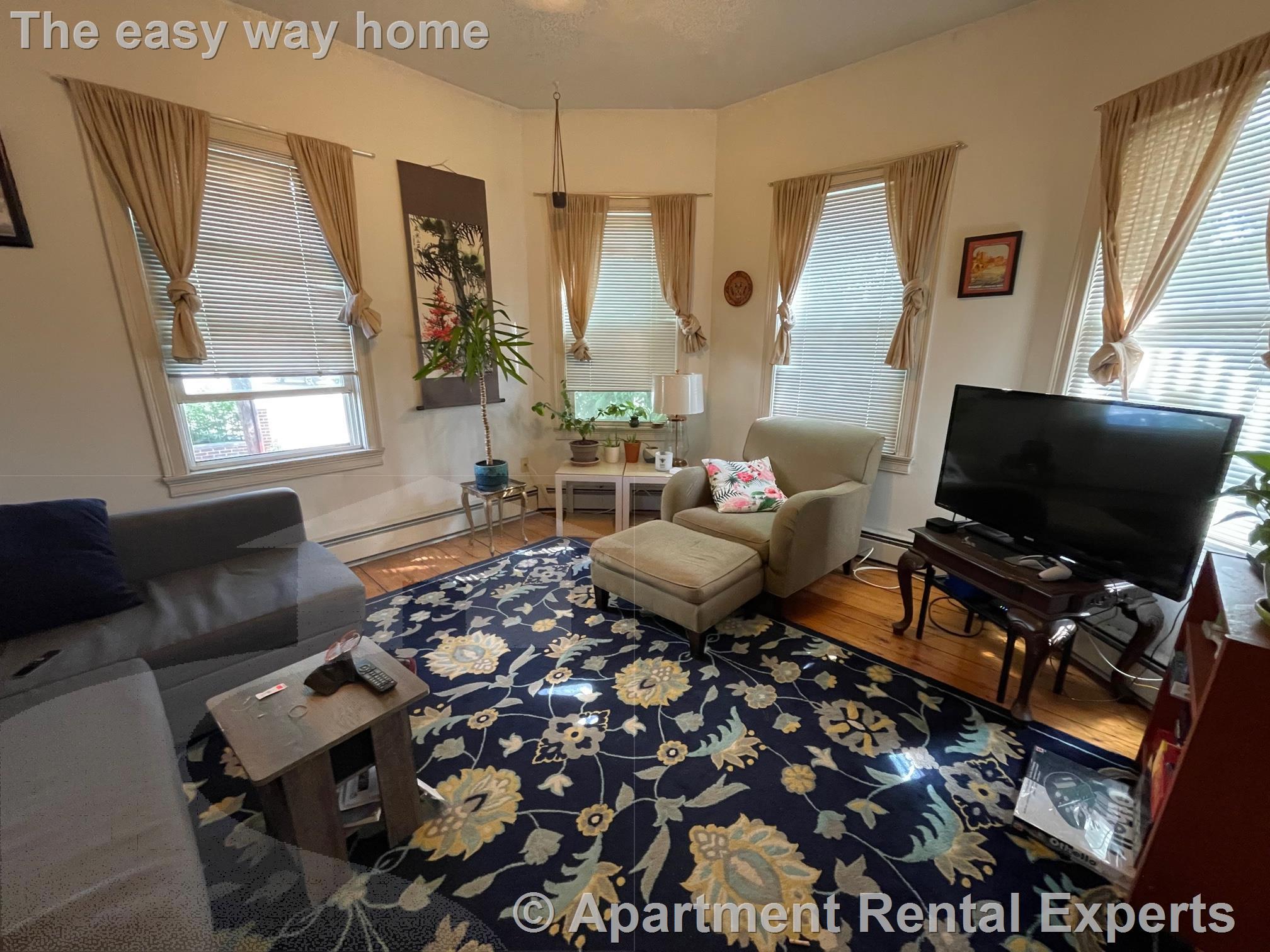 4 bed, 2 bath apartment for rent at 789 Somerville Ave, Porter Square — photo 3 of 15