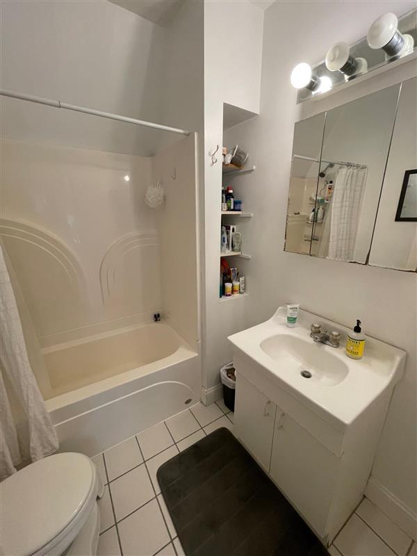 4 bed, 2 bath apartment for rent at 789 Somerville Ave Unit 1, Spring Hill — photo 8 of 14