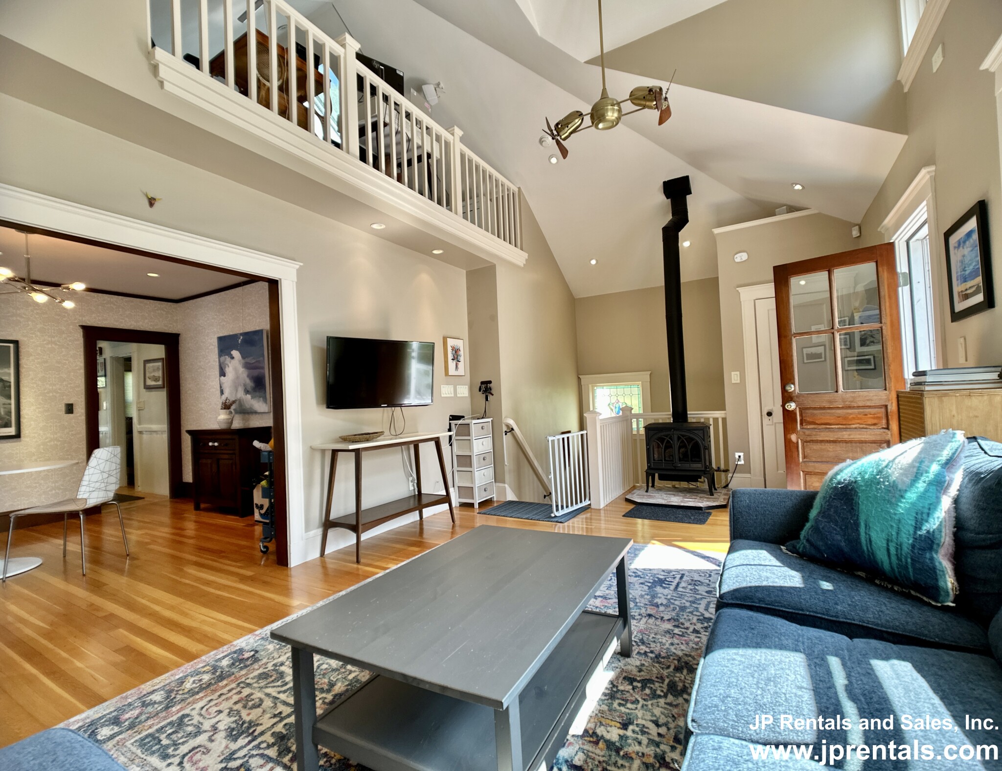 2.5 bed, 1 bath apartment for rent at 79 Aldrich St Unit 2, Roslindale
