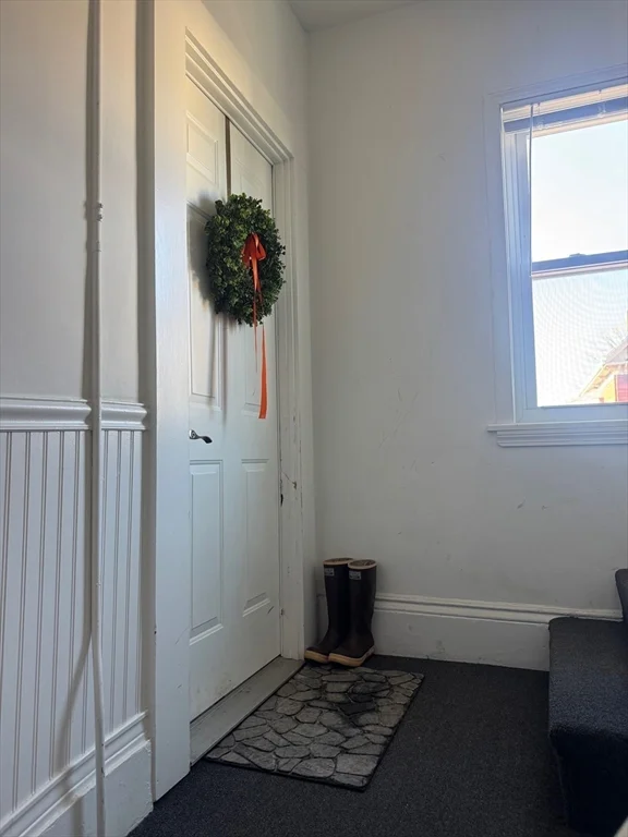 2 bed, 1 bath apartment for rent at 79 Bridge Unit 2, Salem — photo 3 of 19