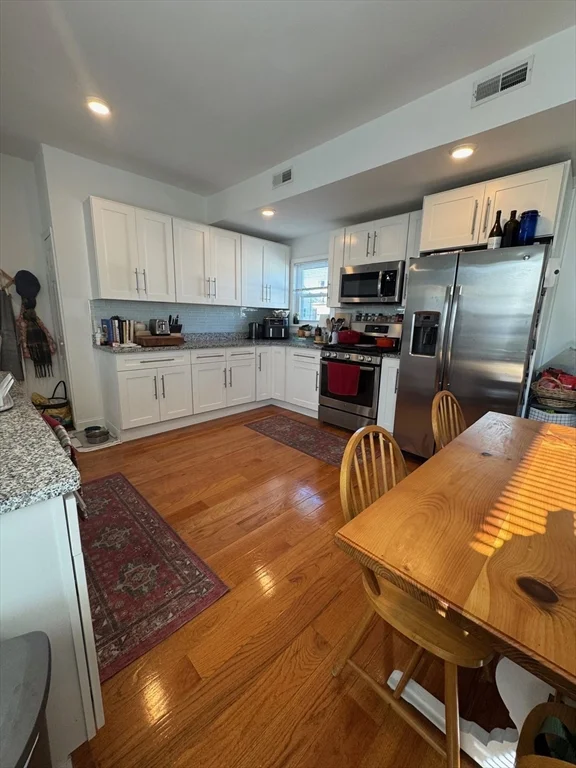 2 bed, 1 bath apartment for rent at 79 Bridge Unit 2, Salem — photo 9 of 19