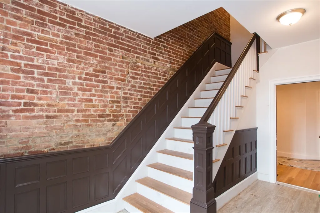 3 bed, 2 bath apartment for rent at 79 Brighton Ave Unit 2, Allston — photo 12 of 13