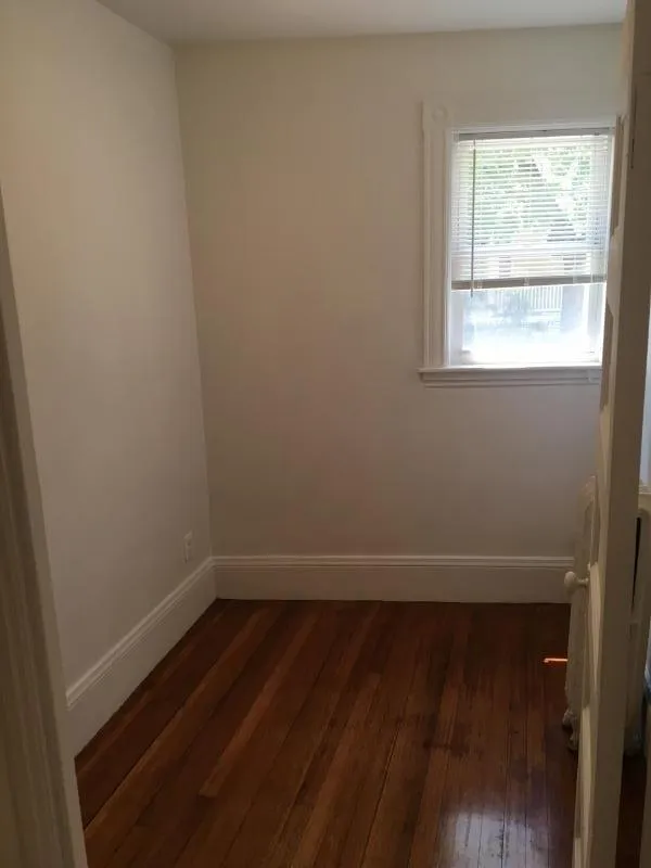 3 bed, 1.5 bath apartment for rent at 79 Brook St Unit 1L, Central Village — photo 12 of 17