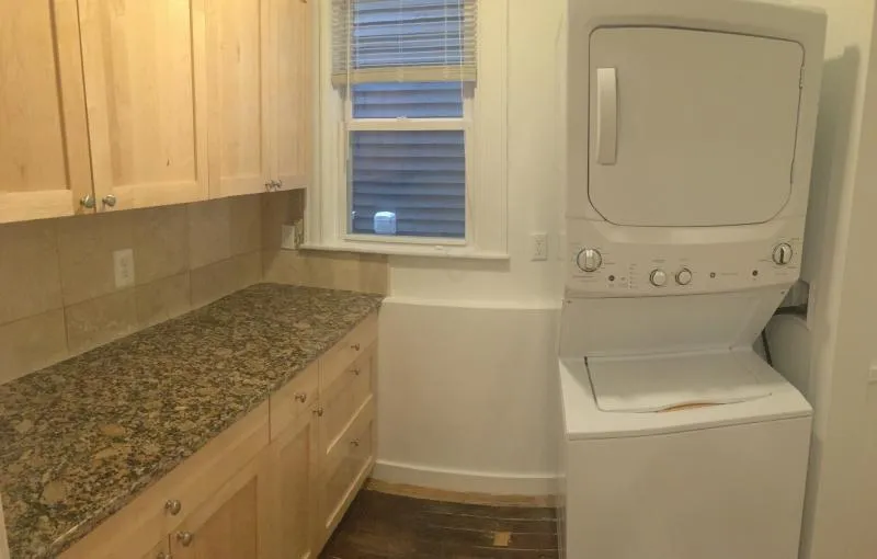 3 bed, 1.5 bath apartment for rent at 79 Brook St Unit 1L, Central Village — photo 4 of 17