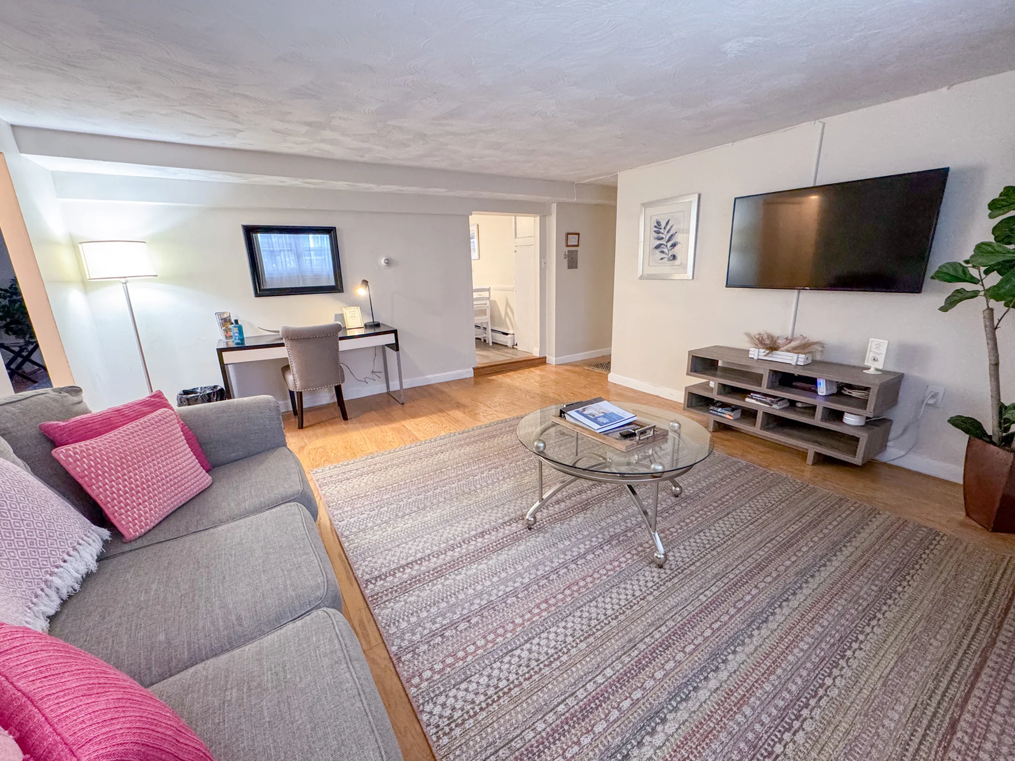 1 bed, 1 bath apartment for rent at 79 Chestnut St Unit 2B, Brookline