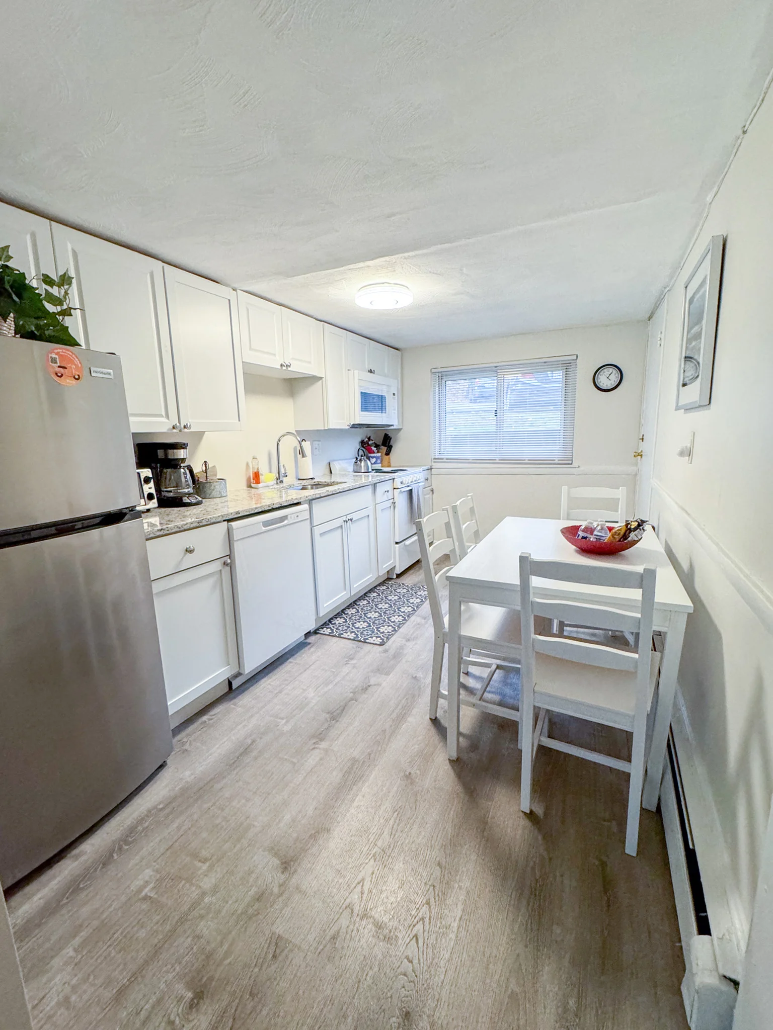 1 bed, 1 bath apartment for rent at 79 Chestnut St Unit 2B, Brookline — photo 6 of 10