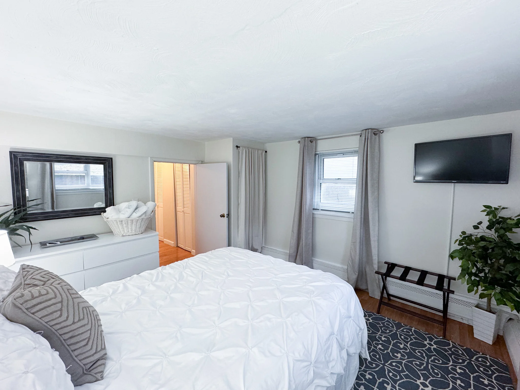 1 bed, 1 bath apartment for rent at 79 Chestnut St Unit 2B, Brookline — photo 7 of 10