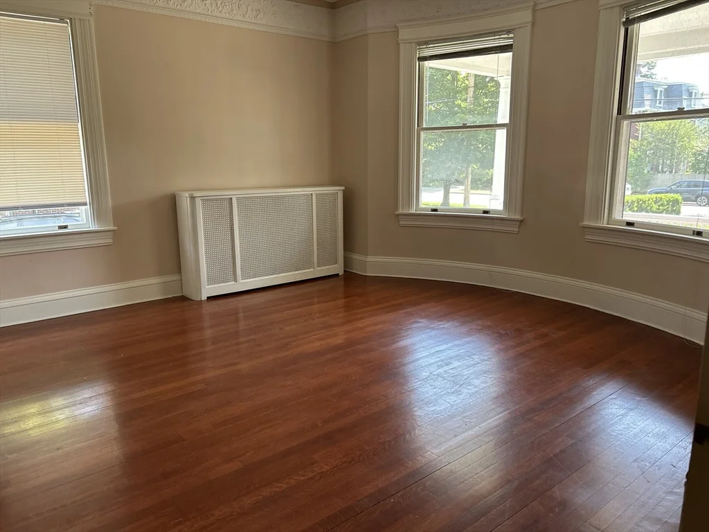 3 bed, 1 bath apartment for rent at 79 Church St Unit 1, Winchester — photo 13 of 19