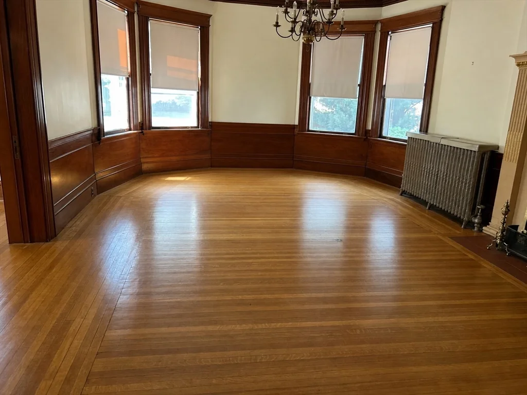 3 bed, 1 bath apartment for rent at 79 Church St Unit 1, Winchester — photo 10 of 19