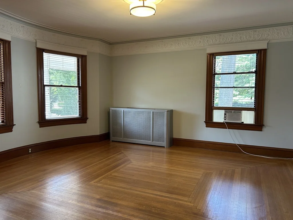 3 bed, 1 bath apartment for rent at 79 Church St Unit 1, Winchester — photo 11 of 19