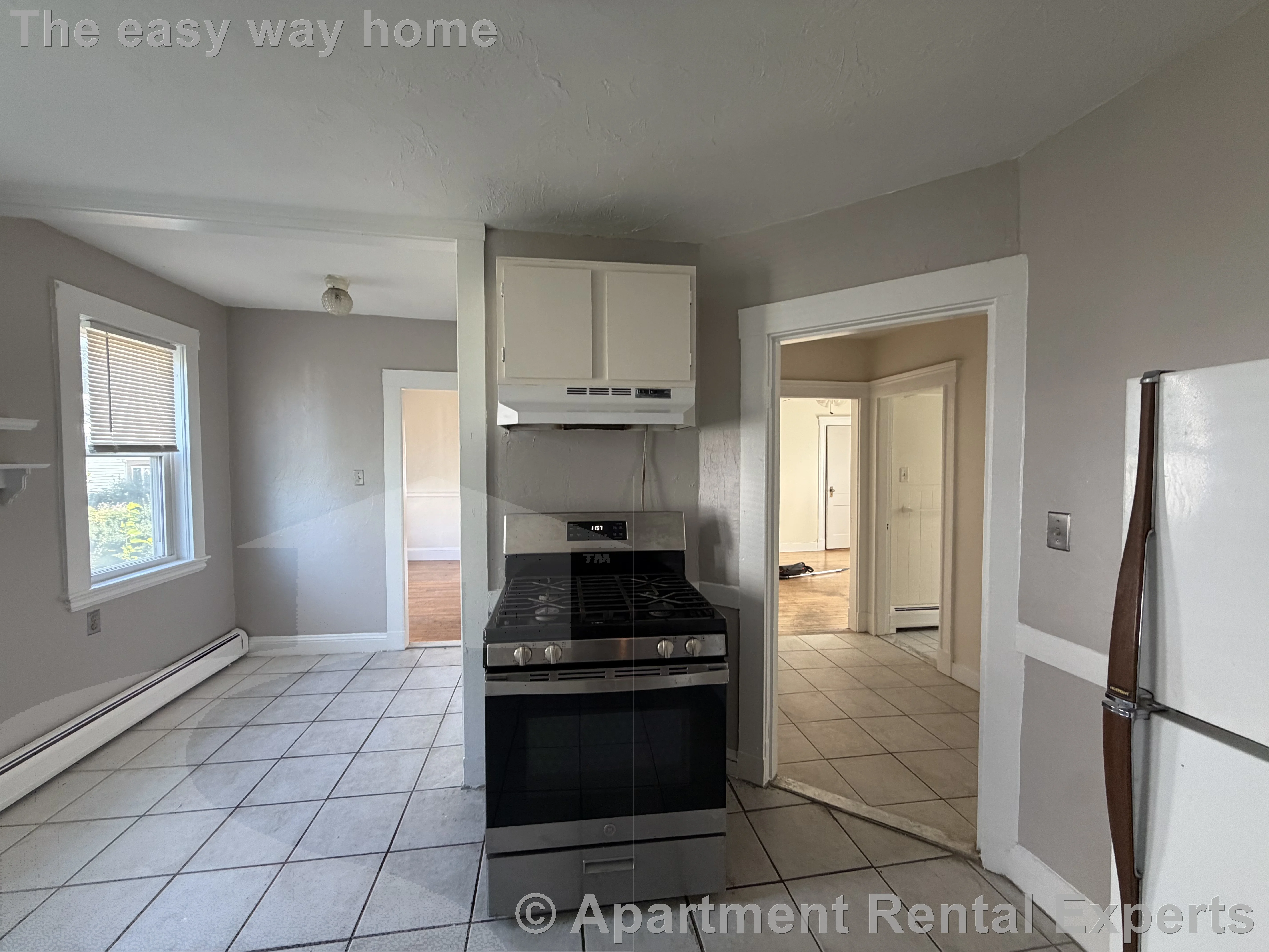 2 bed, 1 bath apartment for rent at 79 Clarendon Ave Unit 1, Teele Square — photo 2 of 12