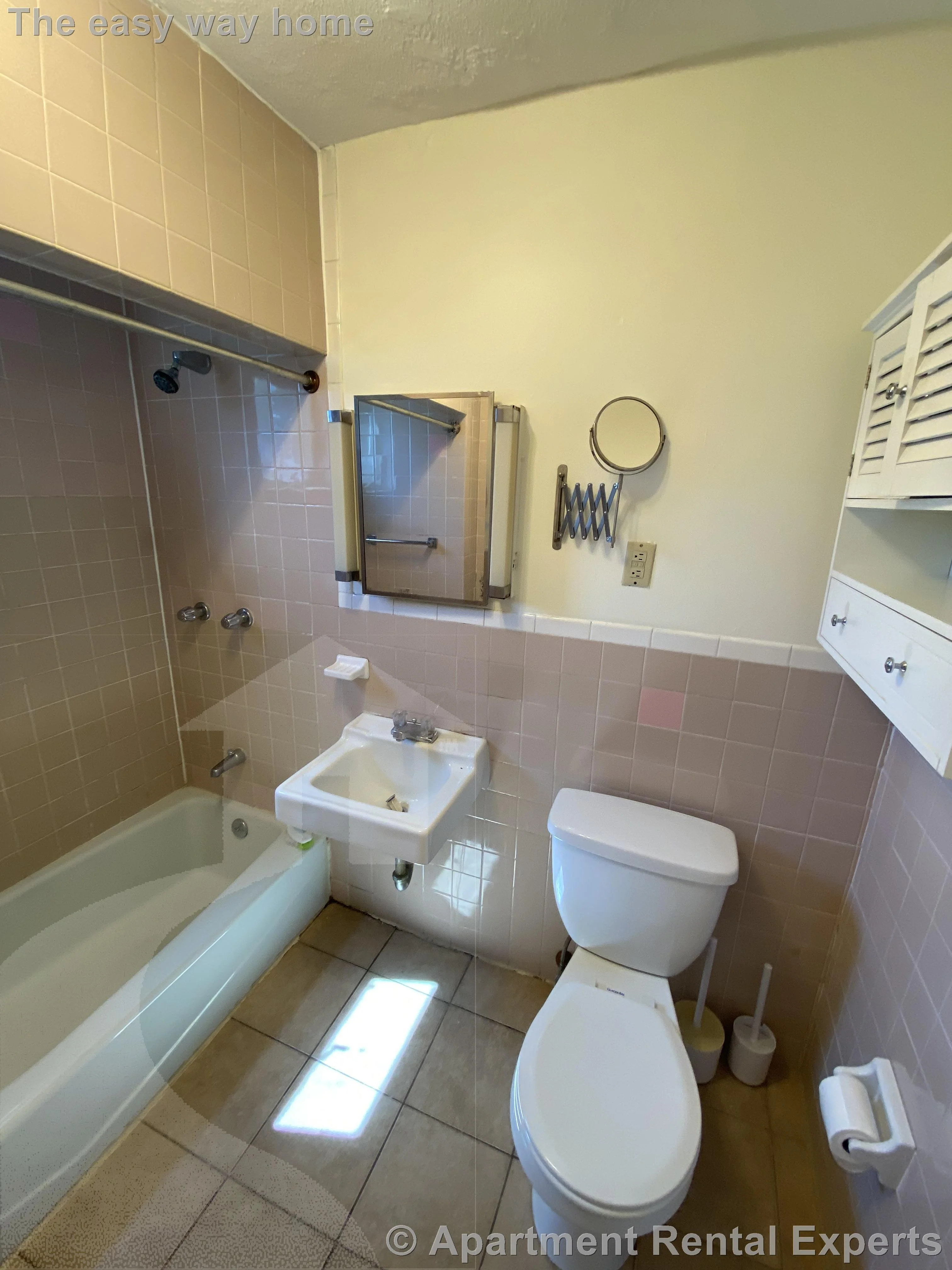2 bed, 1 bath apartment for rent at 79 Clarendon Ave Unit 2, Teele Square — photo 10 of 16