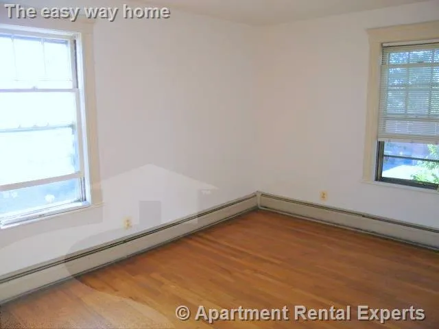 2 bed, 1 bath apartment for rent at 79 Clarendon Ave Unit 3, Teele Square — photo 1 of 6