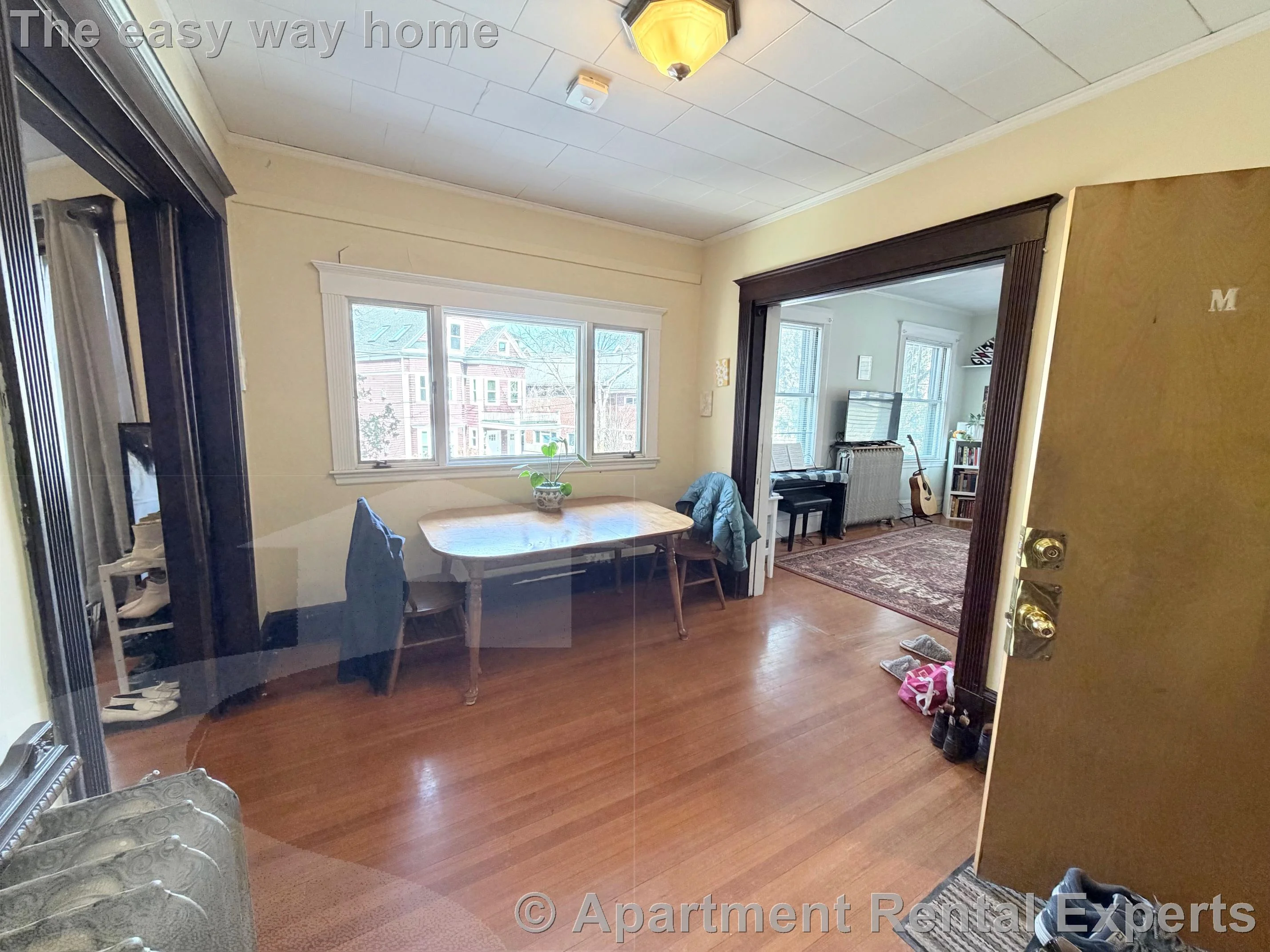3 bed, 2 bath apartment for rent at 79 College Ave Unit 2, Davis Square — photo 4 of 15