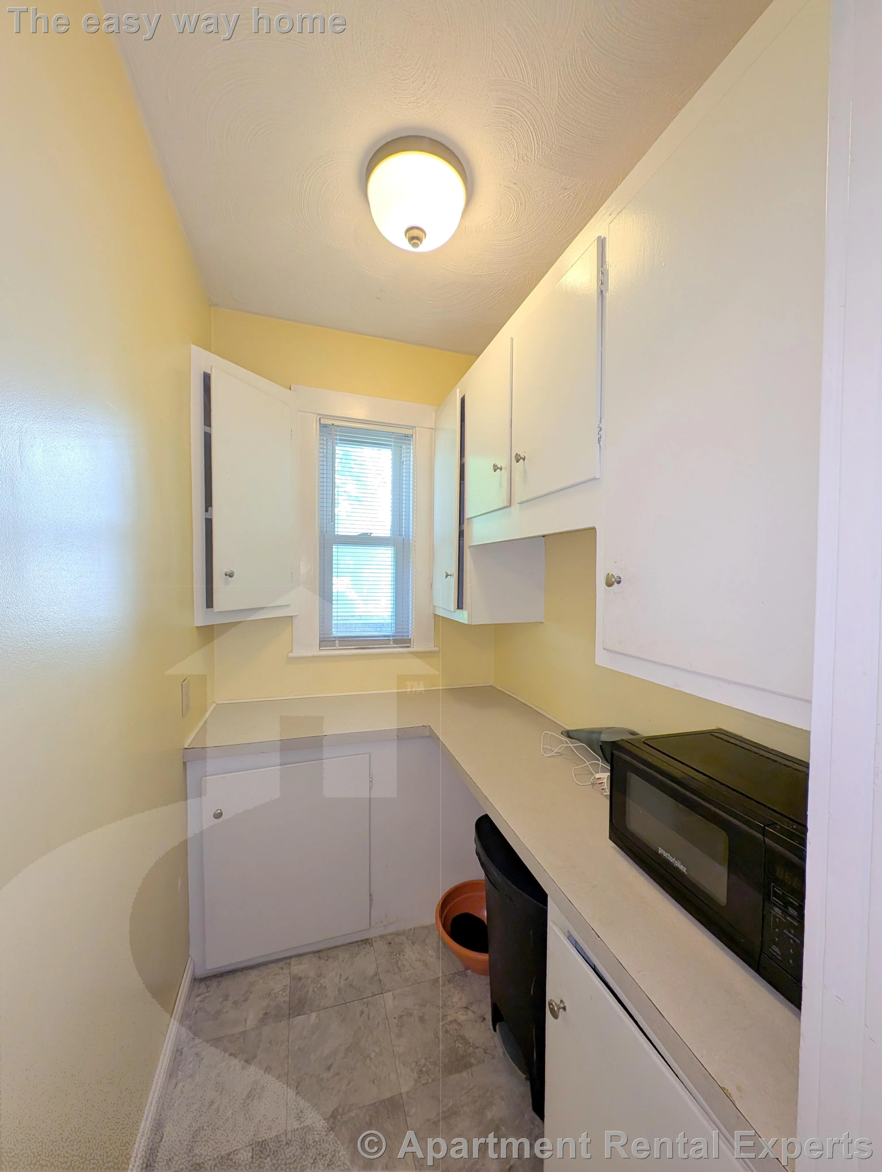 3 bed, 1 bath apartment for rent at 79 Conwell Ave Unit 1, Tufts — photo 4 of 22