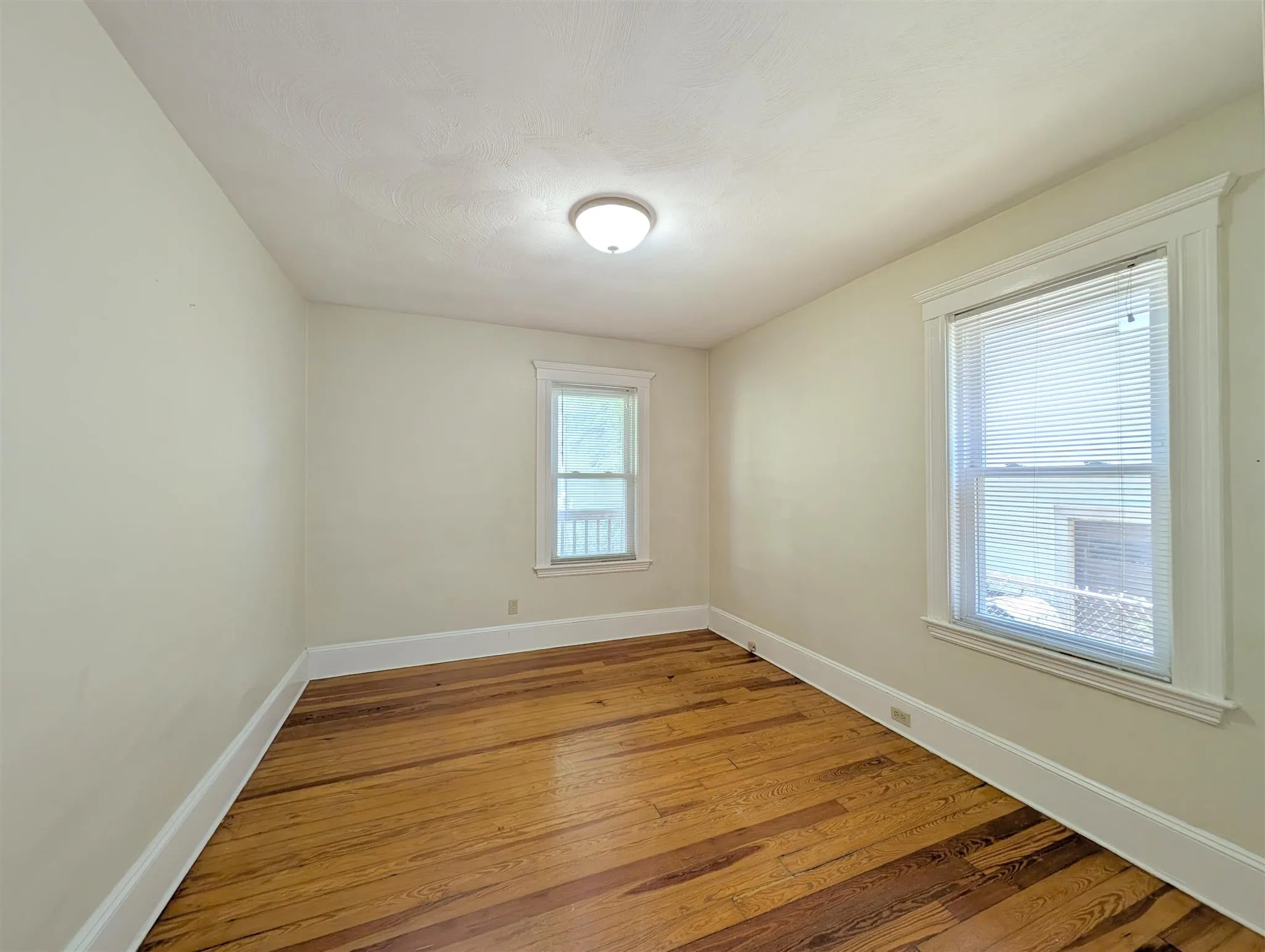 3 bed, 1 bath apartment for rent at 79 Conwell Ave Unit 1st, Teele Square — photo 13 of 19