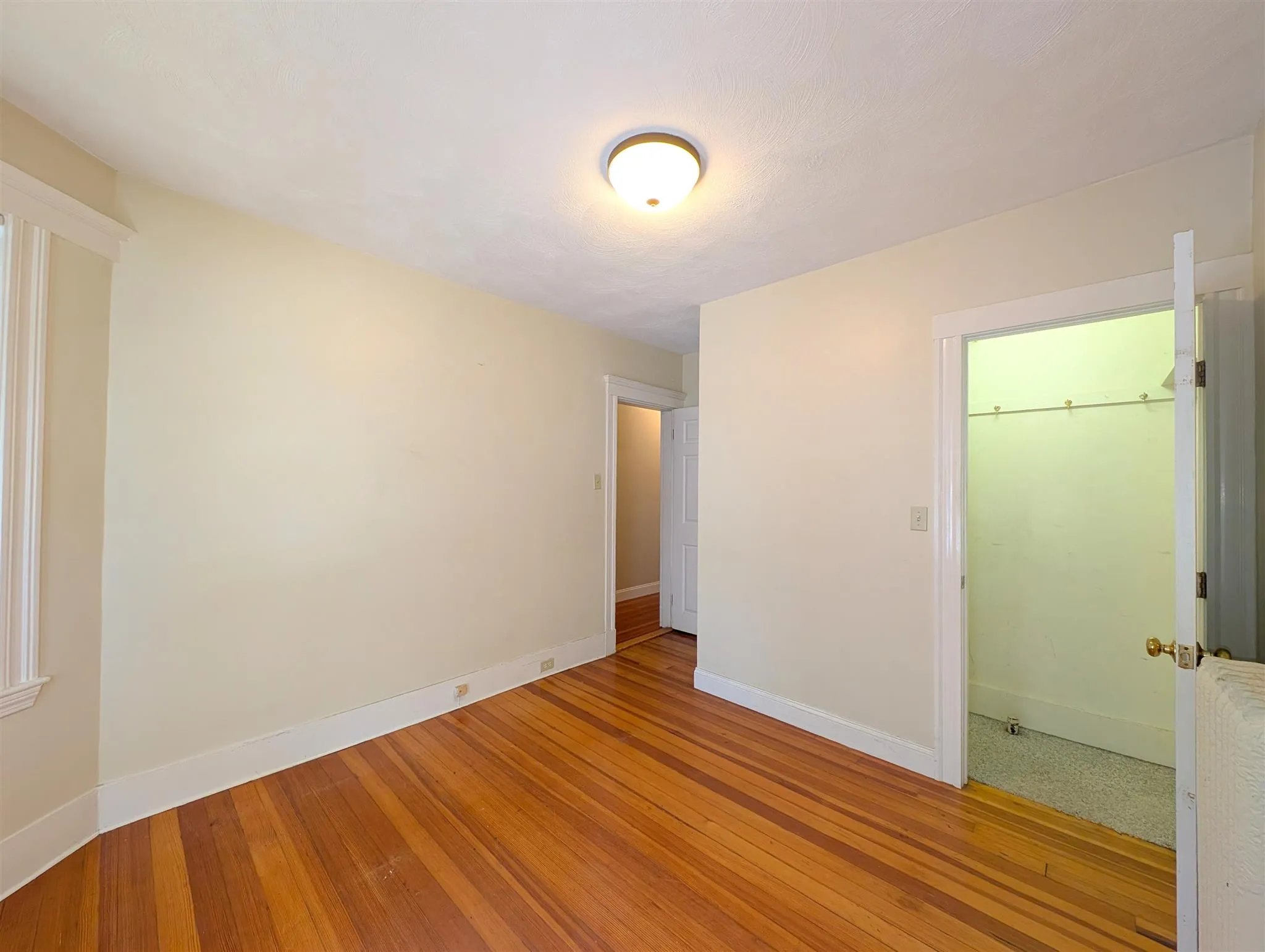 3 bed, 1 bath apartment for rent at 79 Conwell Ave Unit 1st, Teele Square — photo 9 of 19