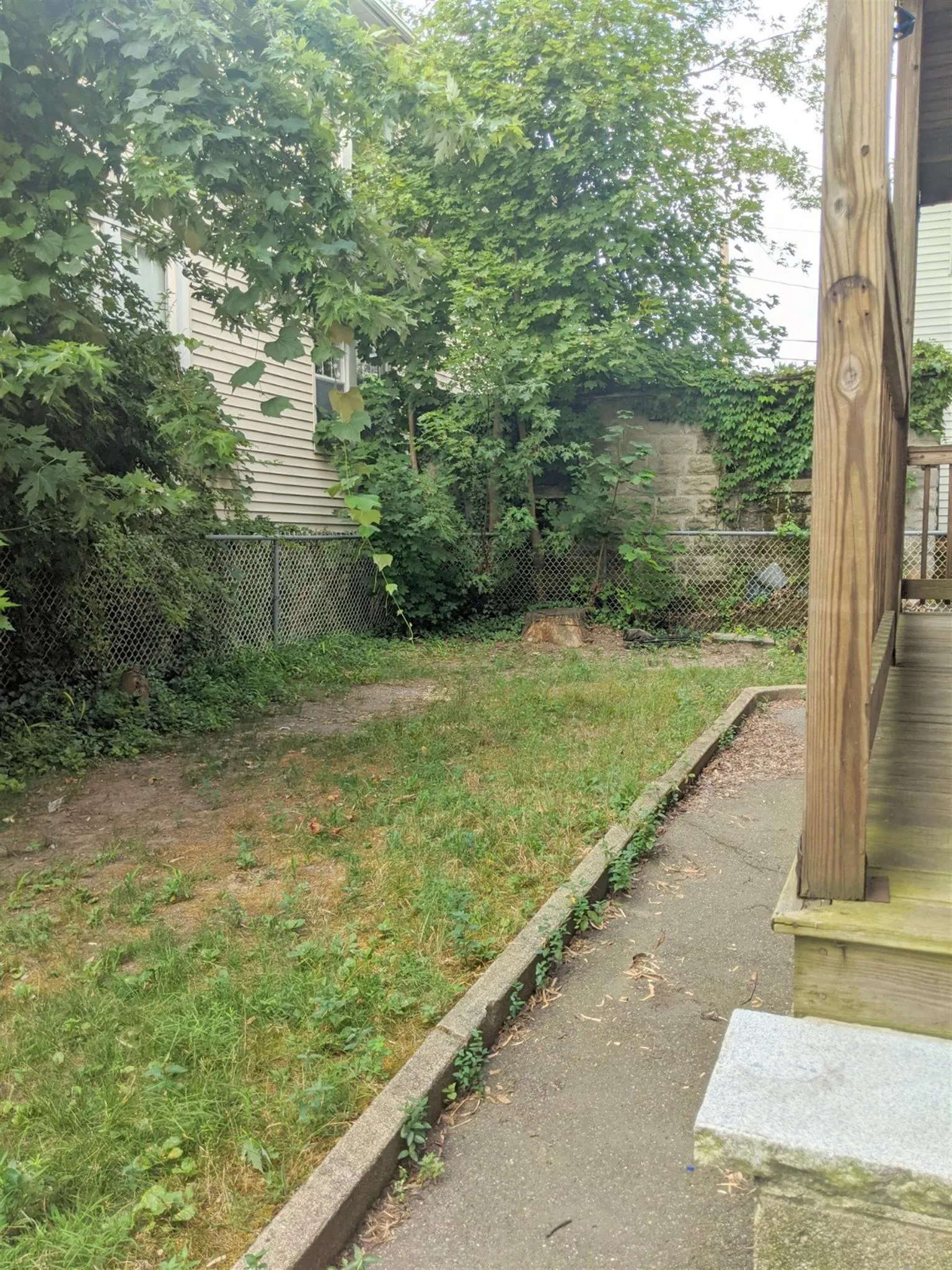 3 bed, 1 bath apartment for rent at 79 Conwell Ave Unit 1st, Teele Square — photo 16 of 19