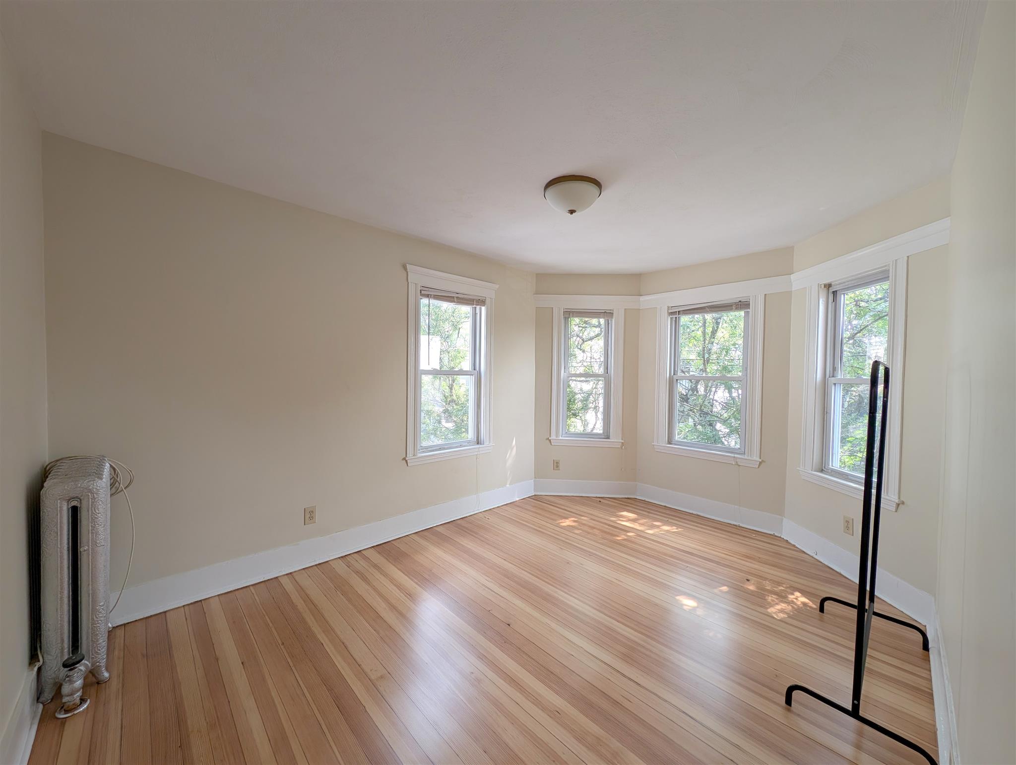 3 bed, 1 bath apartment for rent at 79 Conwell Ave Unit 3, Teele Square — photo 7 of 16