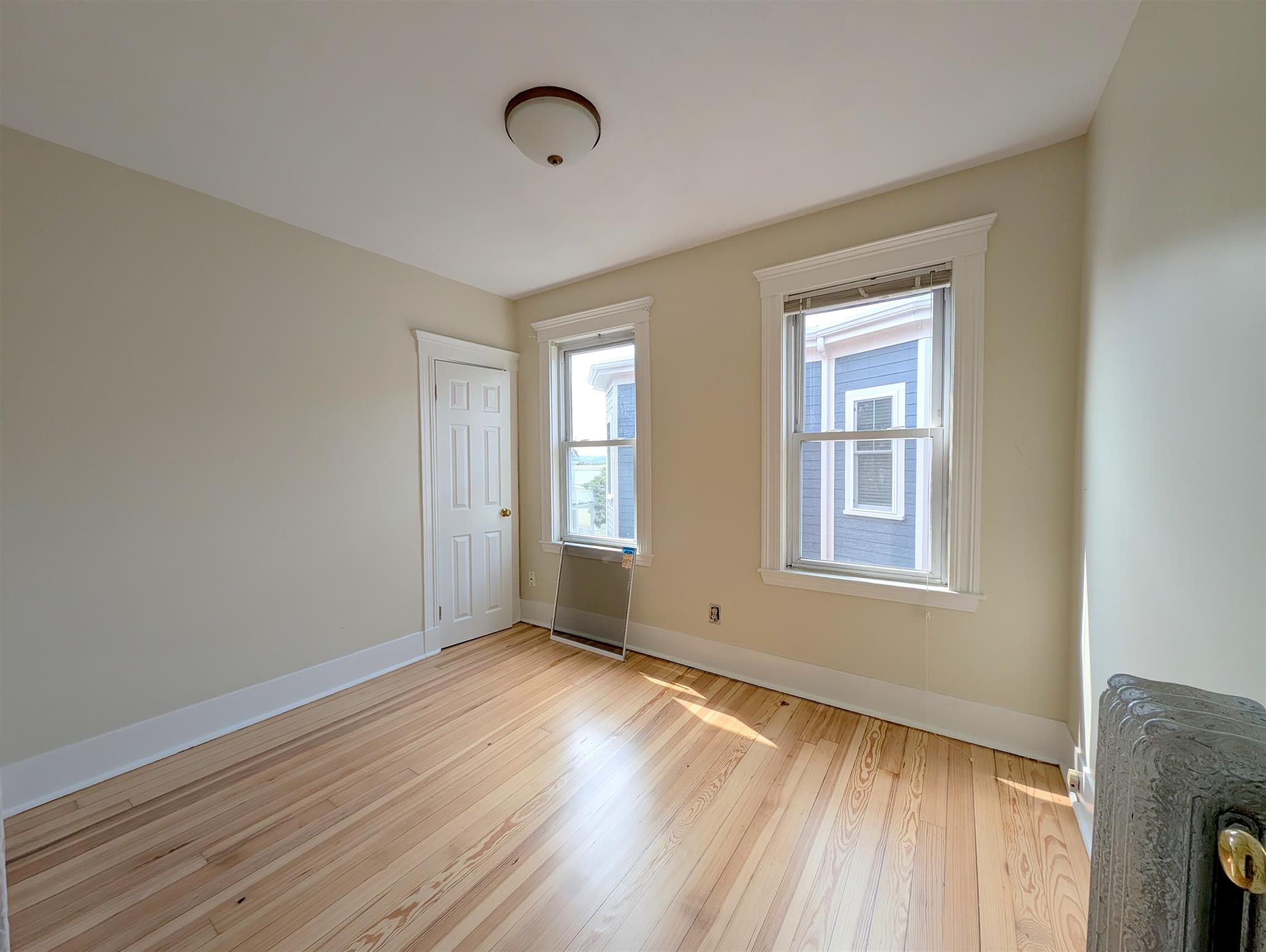 3 bed, 1 bath apartment for rent at 79 Conwell Ave Unit 3, Teele Square — photo 9 of 16