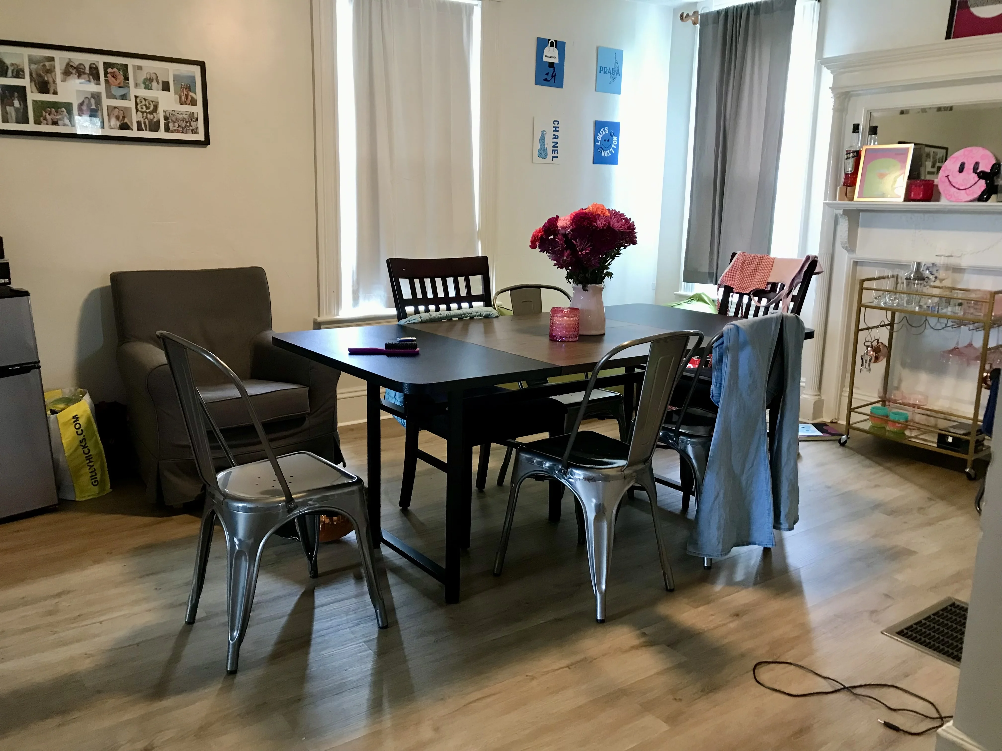 6 bed, 3 bath apartment for rent at 79 Cushing St Unit 1, South Side — photo 1 of 14